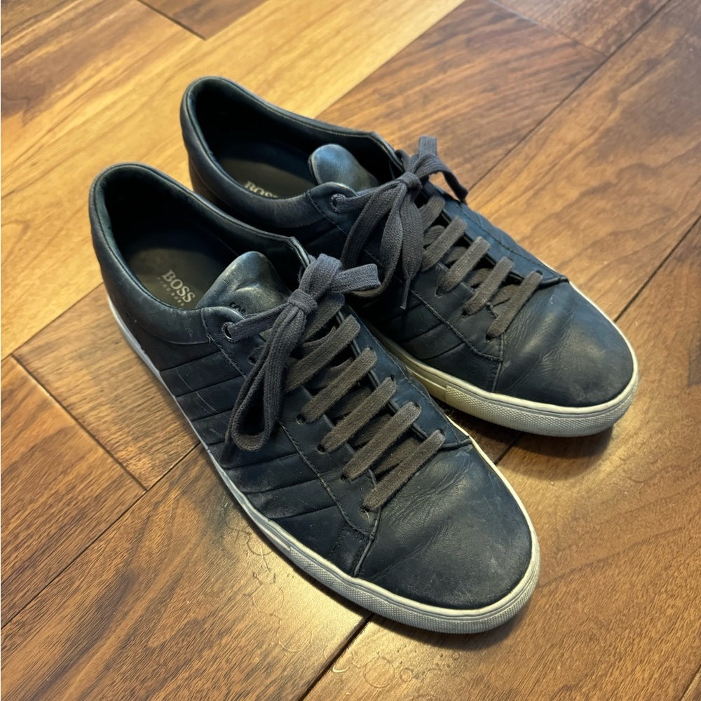 Boss navy blue leather sneakers.  Size 41 euro.